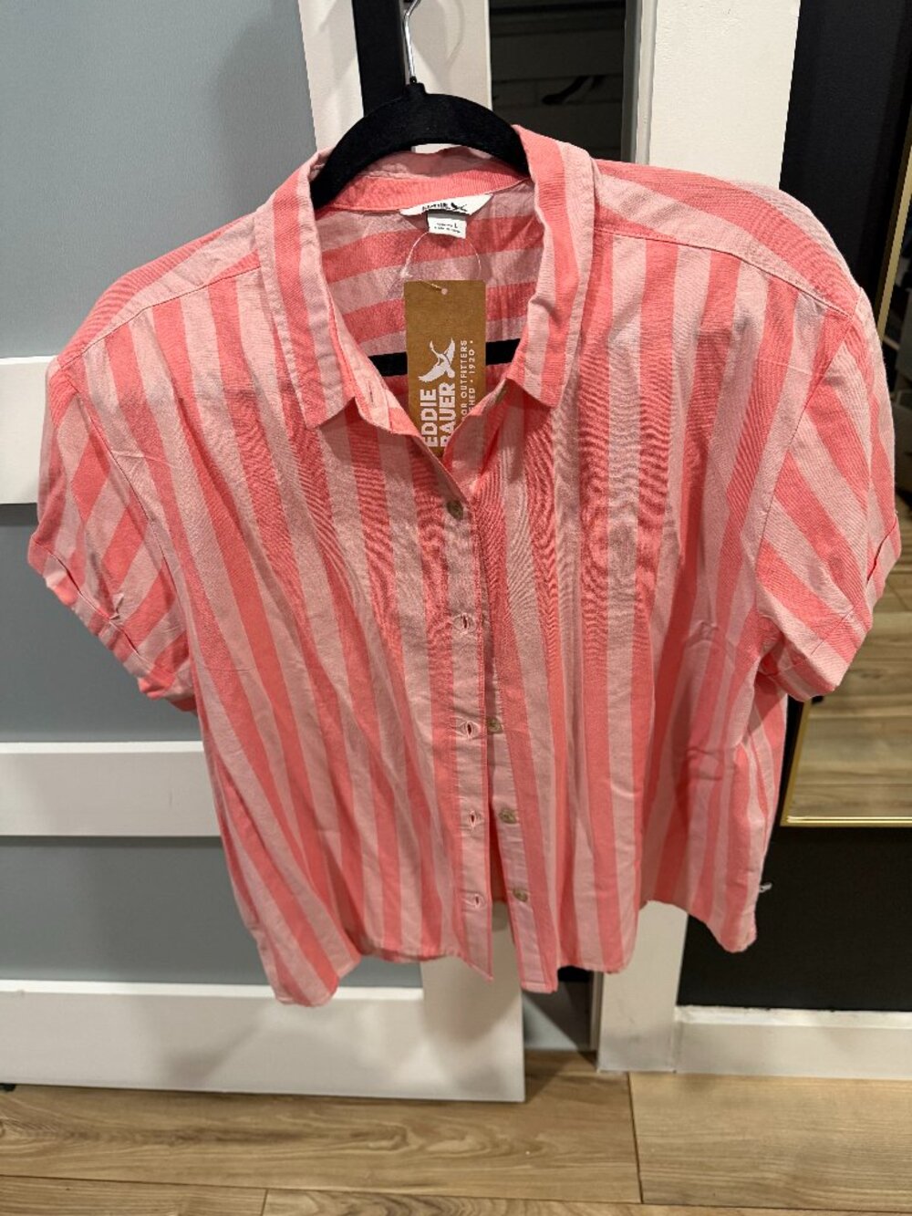 NWT Eddie Bauer Striped Button Down sz L